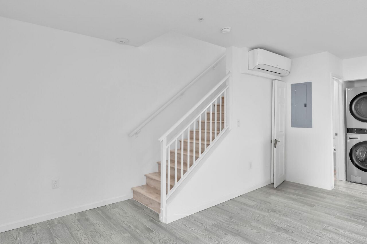 10877 Overseas Highway, Unit 6, Marathon, FL 33050 Photo