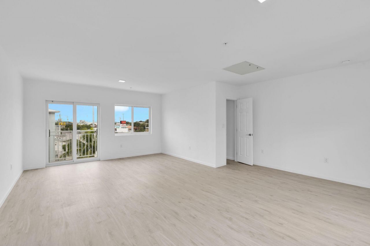 10877 Overseas Highway, Unit 6, Marathon, FL 33050 Photo