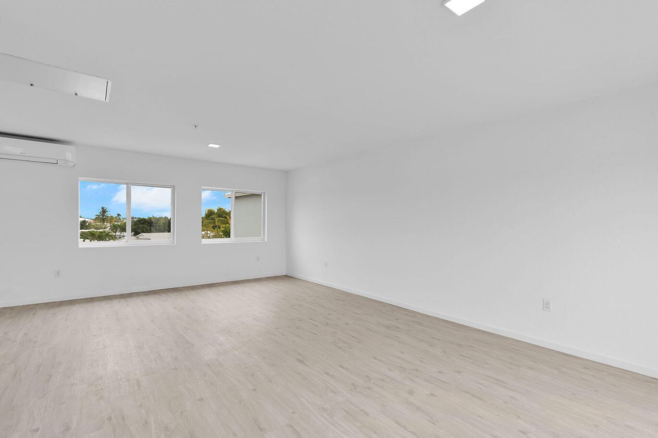 10877 Overseas Highway, Unit 6, Marathon, FL 33050 Photo