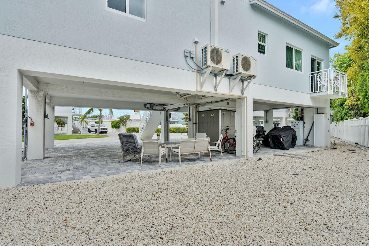 10877 Overseas Highway, Unit 6, Marathon, FL 33050 Photo
