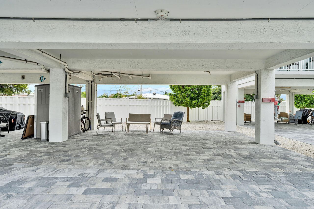 10877 Overseas Highway, Unit 6, Marathon, FL 33050 Photo