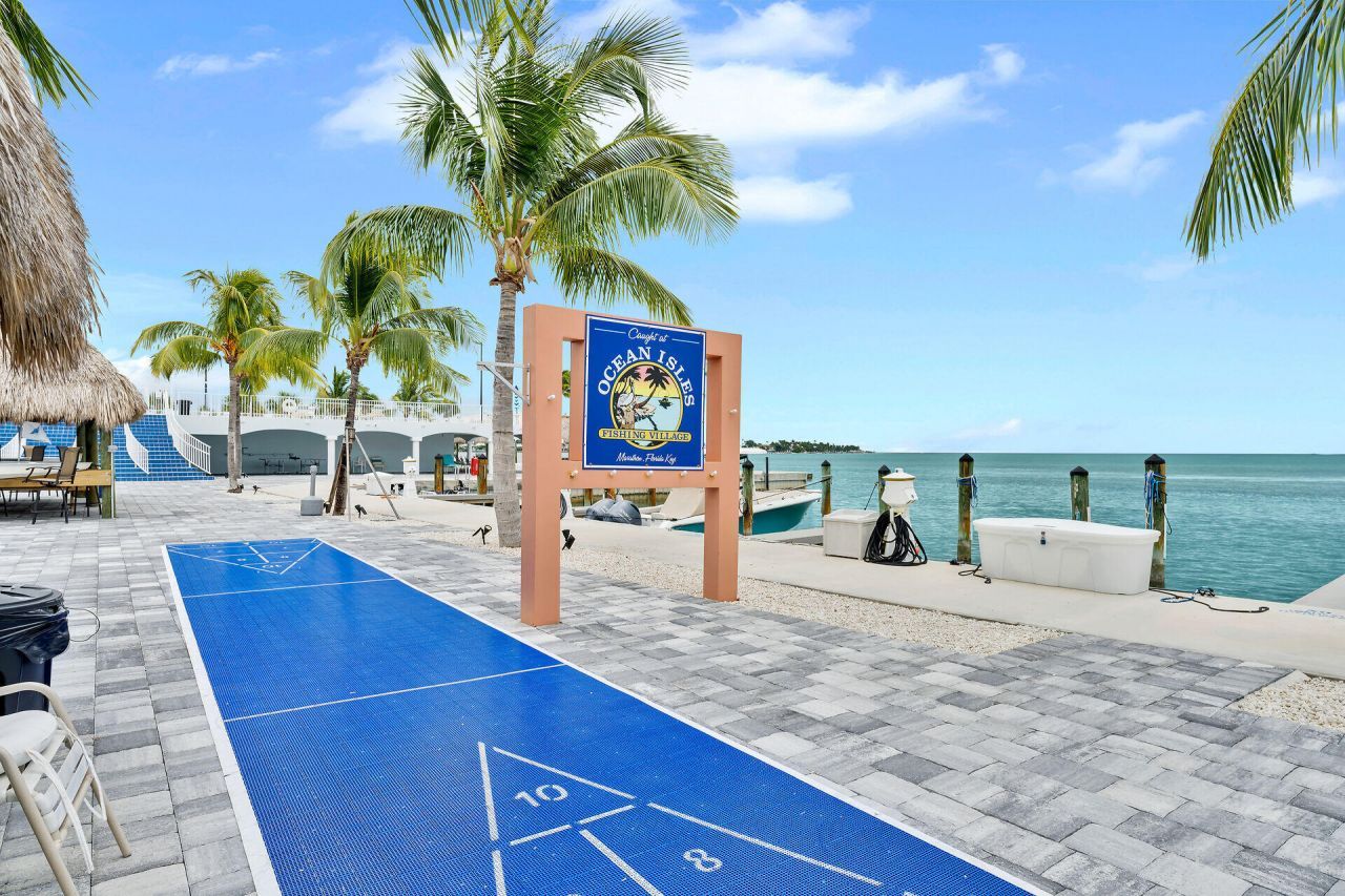 10877 Overseas Highway, Unit 6, Marathon, FL 33050 Photo