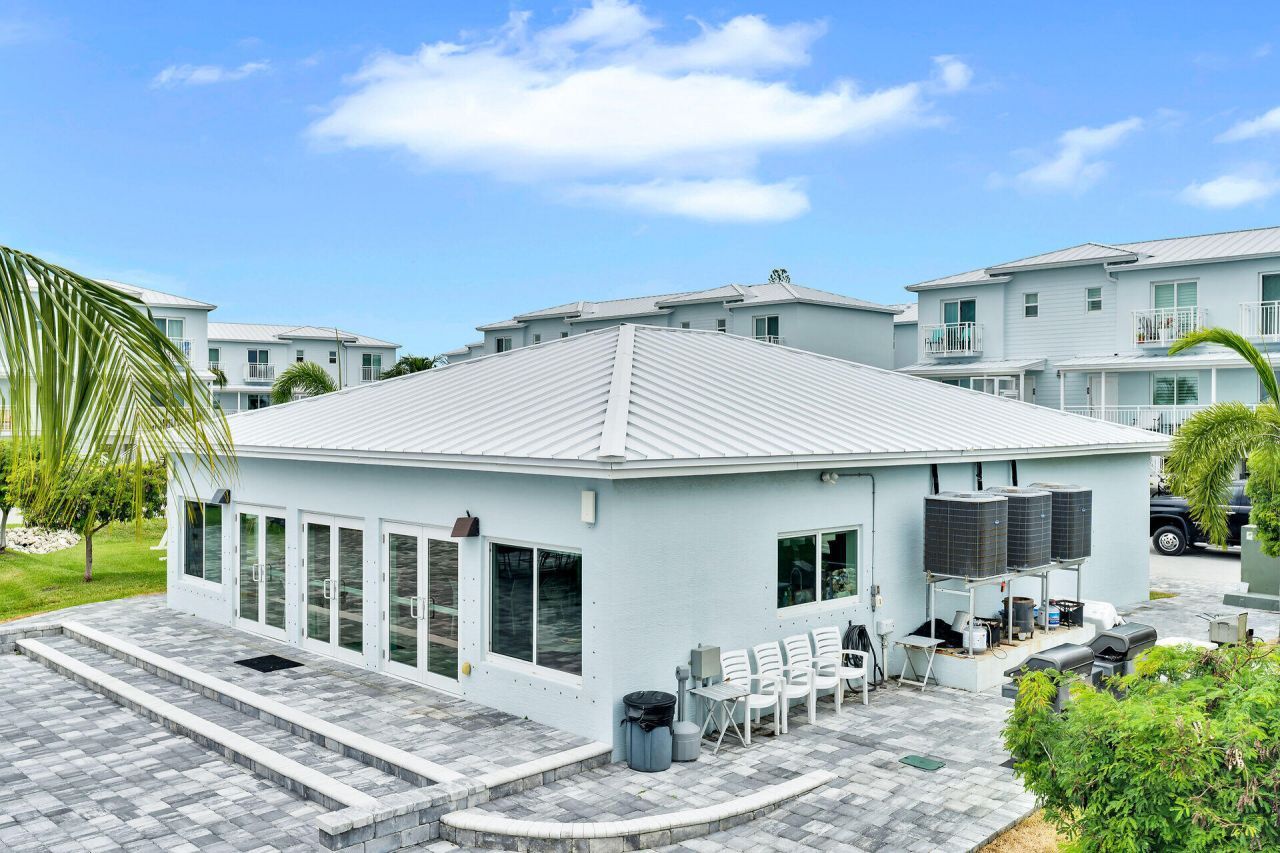 10877 Overseas Highway, Unit 6, Marathon, FL 33050 Photo