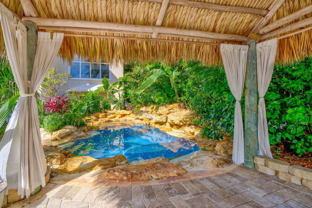 23941 Henry Street, Summerland Key, FL 33042 Photo