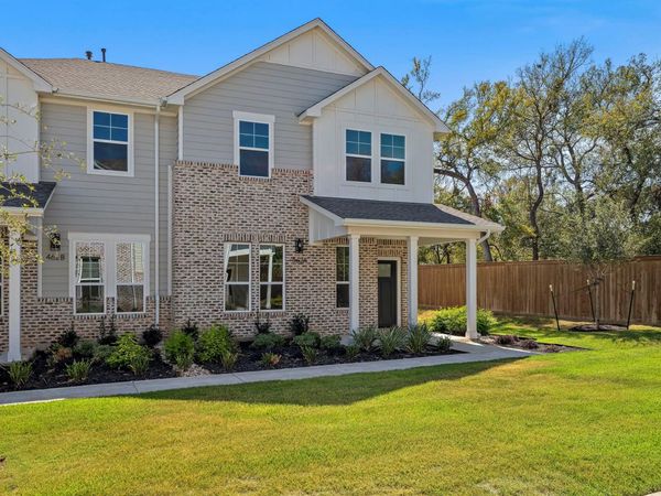 462 Orleanian DR, Unit A, Buda, TX 78610