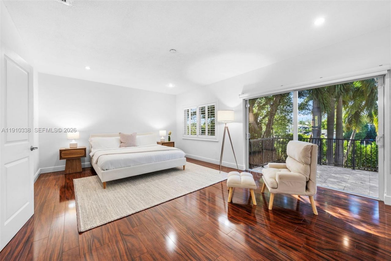 6300 Allison Rd, Miami Beach, FL 33141 Photo