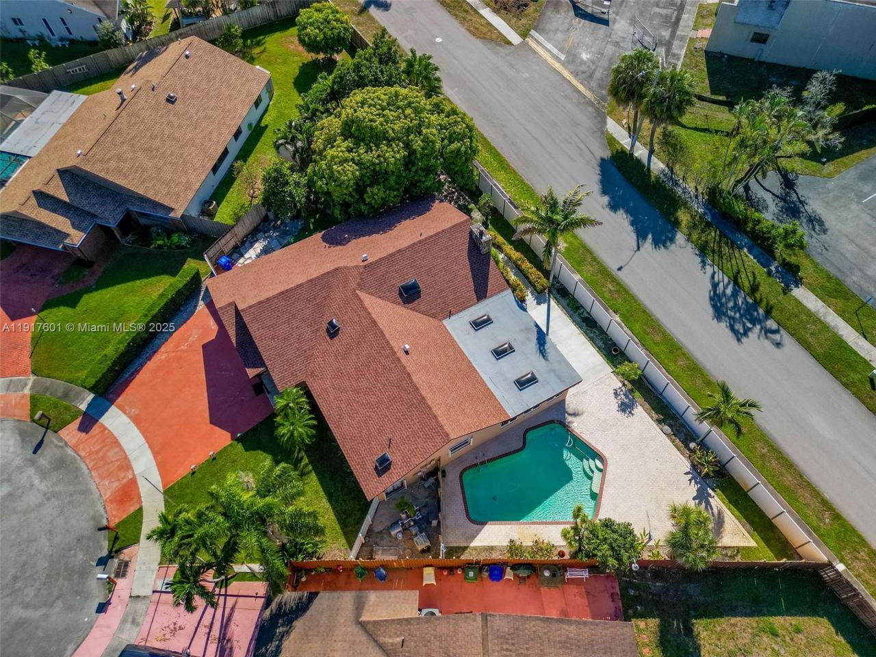 8920 NW 15th St, Pembroke Pines, FL 33024 Photo