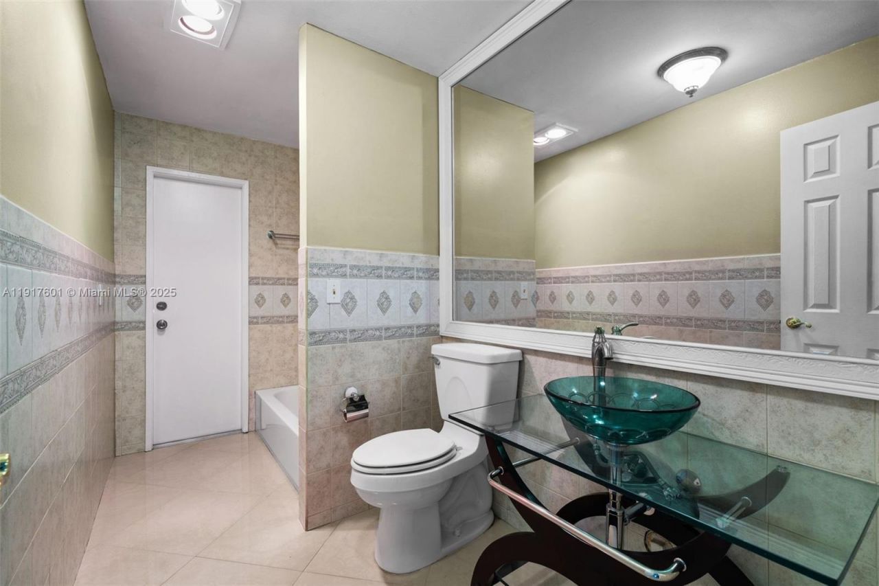 8920 NW 15th St, Pembroke Pines, FL 33024 Photo