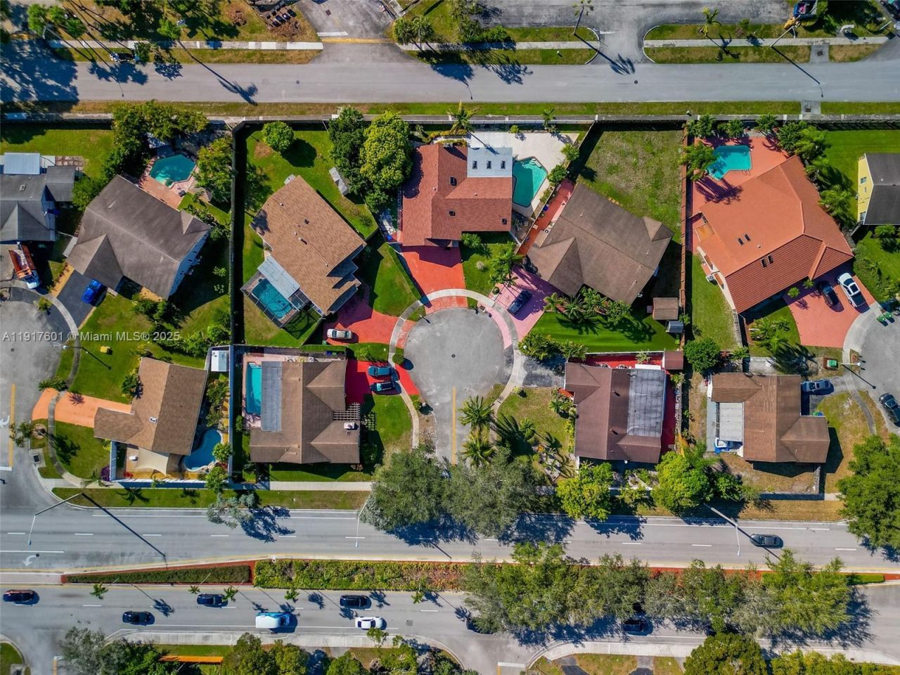 8920 NW 15th St, Pembroke Pines, FL 33024 Photo