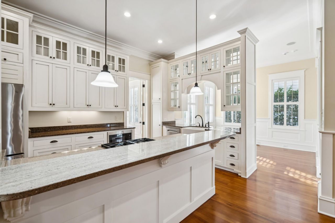 66 Sanibel Street Photo 12