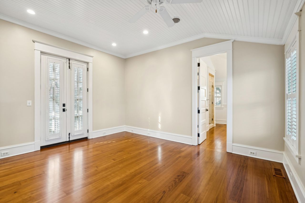 66 Sanibel Street Photo 19