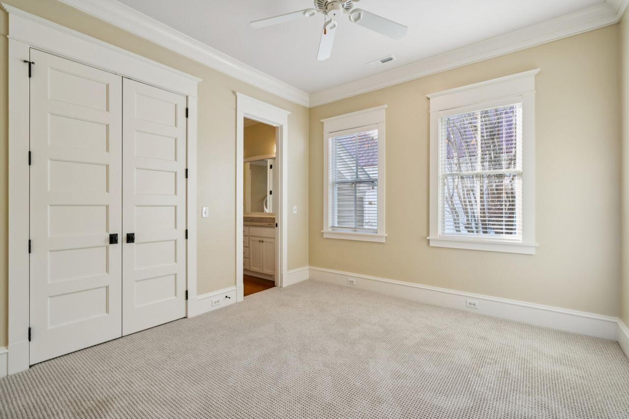 66 Sanibel Street Photo 25