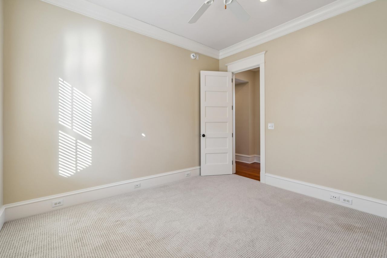 66 Sanibel Street Photo 26