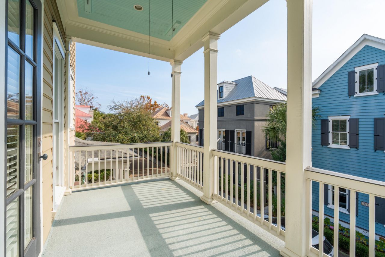 66 Sanibel Street Photo 34