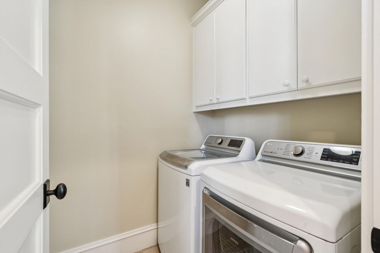 66 Sanibel Street Photo 43