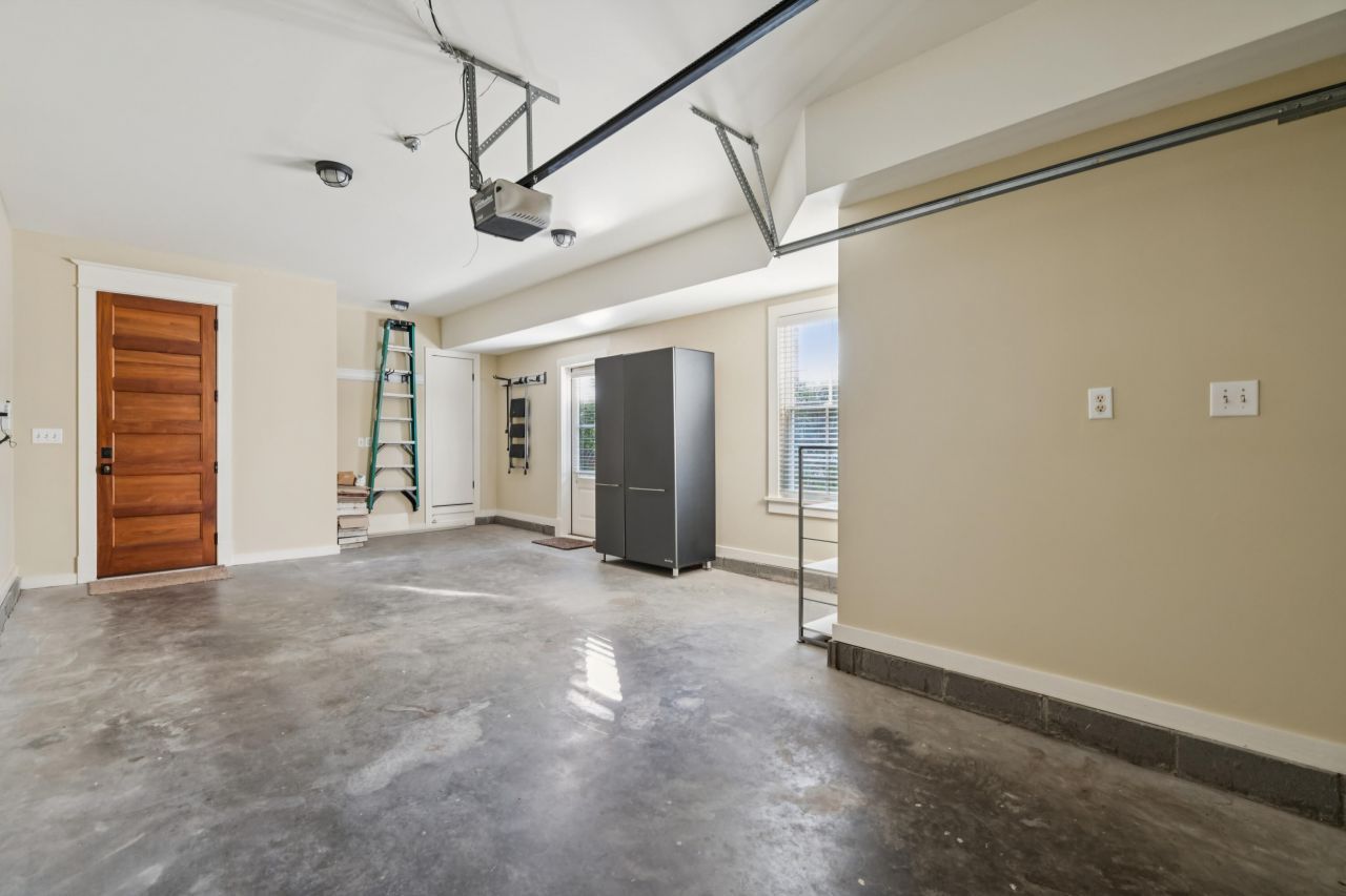 66 Sanibel Street Photo 44