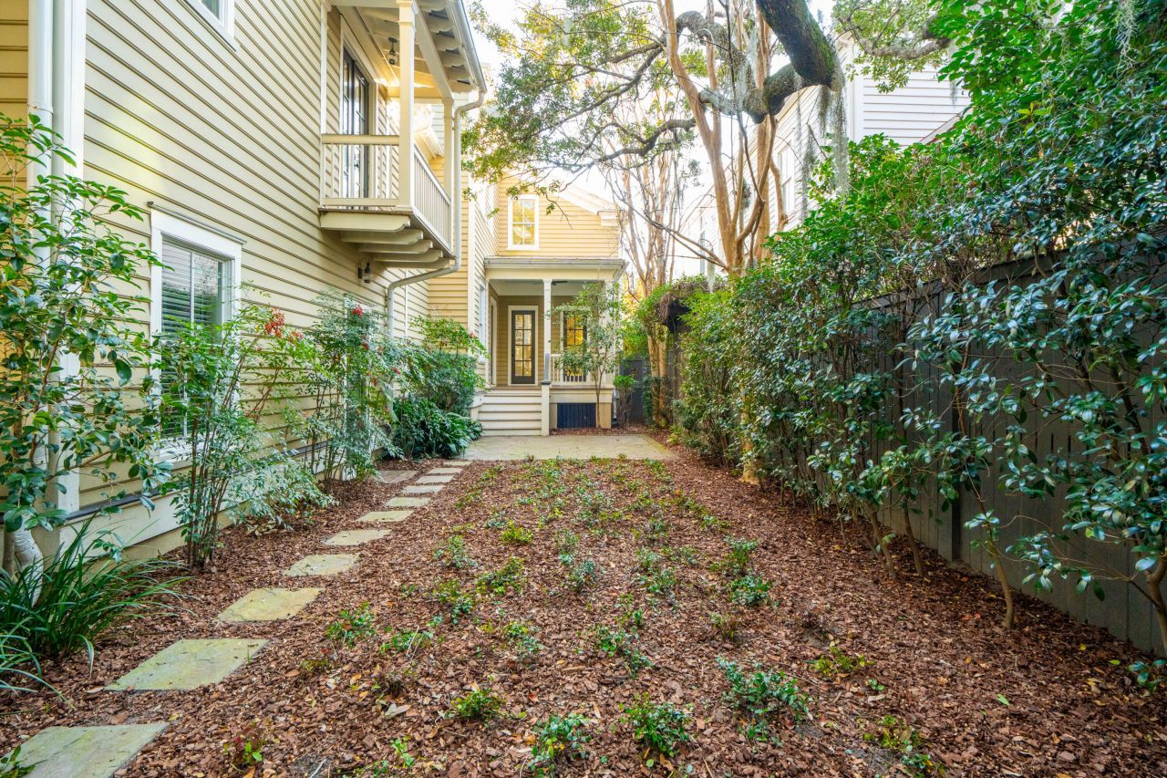 66 Sanibel Street Photo 50