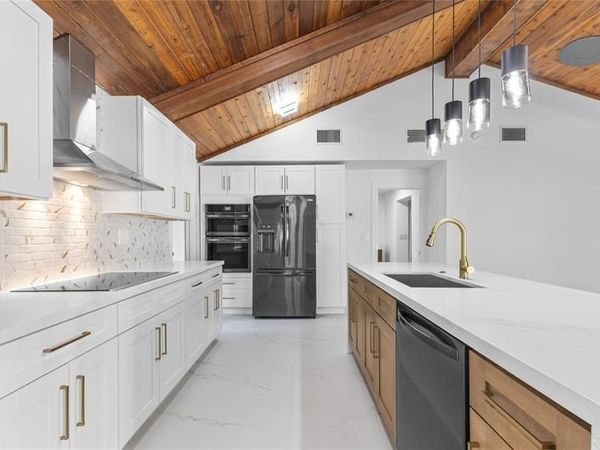 4701 NW 1st Pl, Deerfield Beach, FL 33442