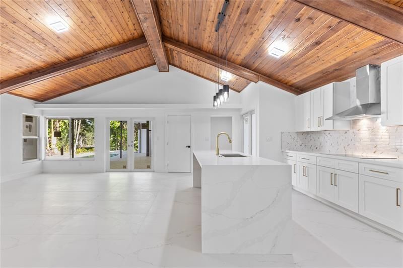 4701 NW 1st Pl, Deerfield Beach, FL 33442 Photo