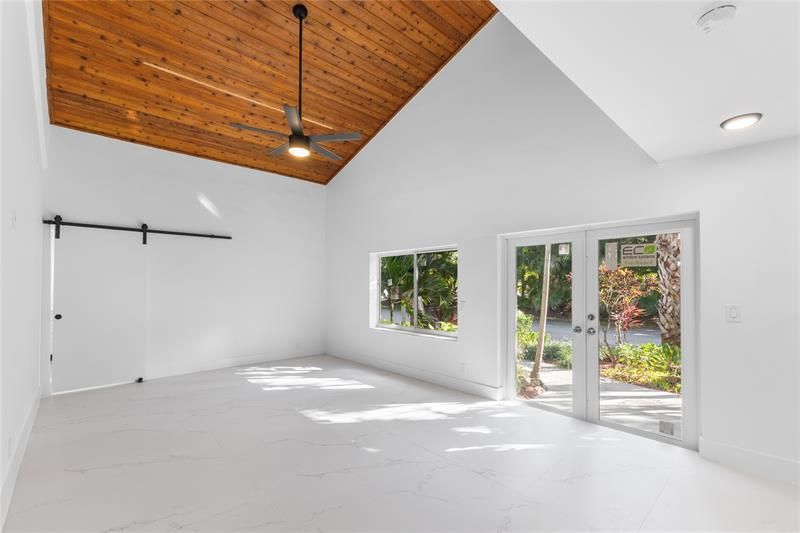 4701 NW 1st Pl, Deerfield Beach, FL 33442 Photo