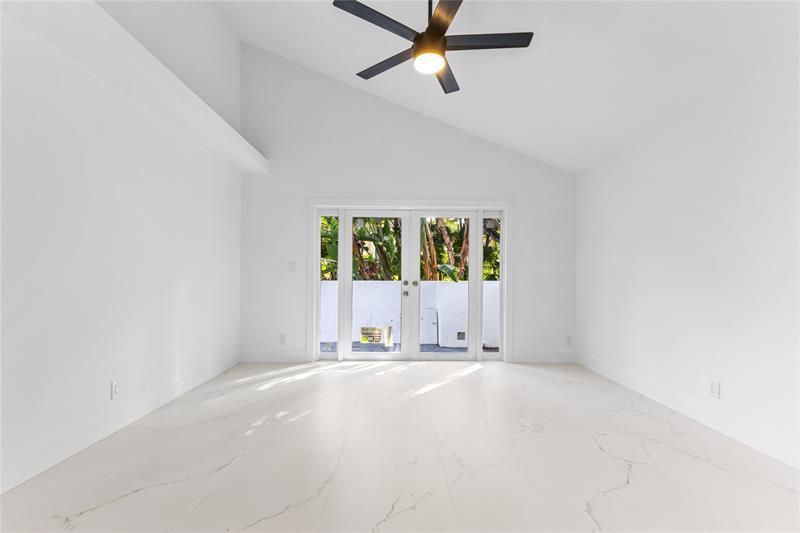 4701 NW 1st Pl, Deerfield Beach, FL 33442 Photo