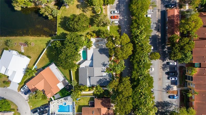 4701 NW 1st Pl, Deerfield Beach, FL 33442 Photo