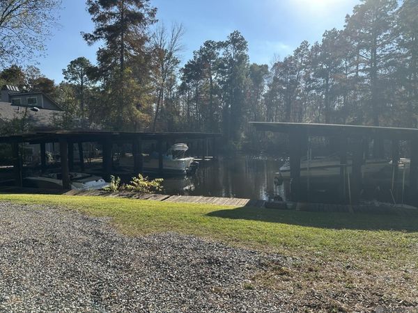 31581 River Pines Dr, Springfield, LA 70462