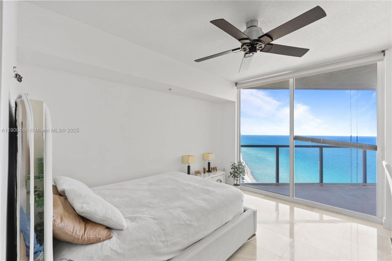 16699 Collins Ave, Unit 3604, Sunny Isles Beach, FL 33160 Photo