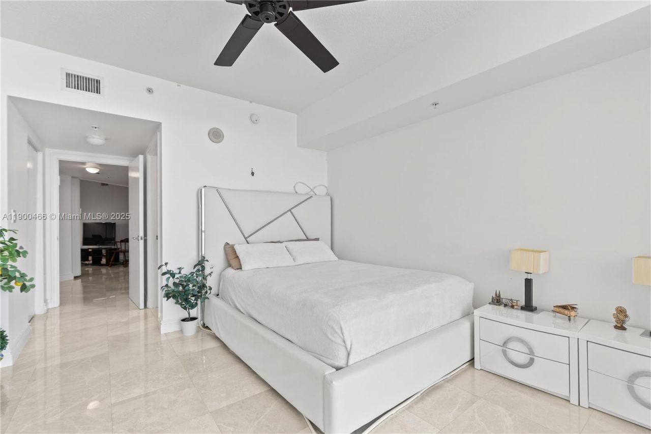 16699 Collins Ave, Unit 3604, Sunny Isles Beach, FL 33160 Photo