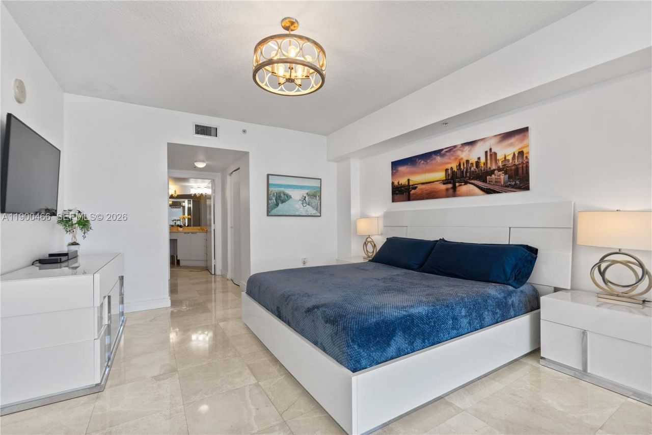 16699 Collins Ave, Unit 3604, Sunny Isles Beach, FL 33160 Photo