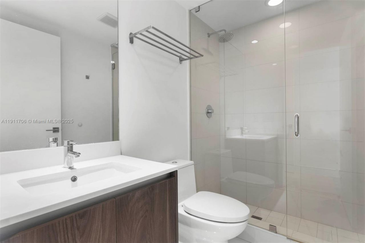 3131 NE 7th Ave, Unit 2604, Miami, FL 33137 Photo