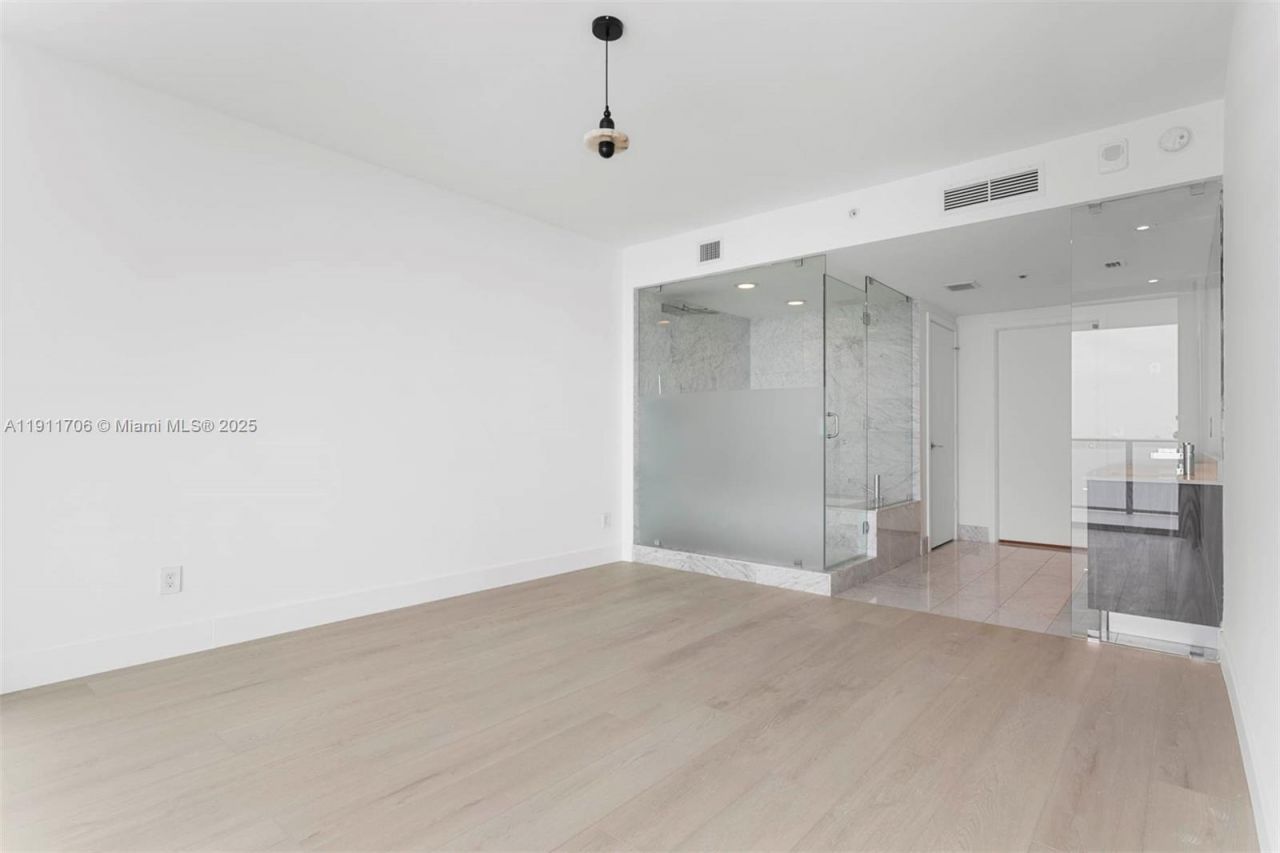 3131 NE 7th Ave, Unit 2604, Miami, FL 33137 Photo