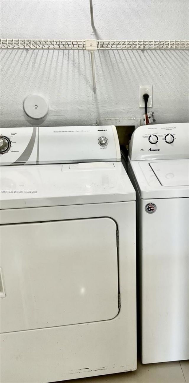 977 Riverside Dr, Unit 211, Coral Springs, FL 33071 Photo