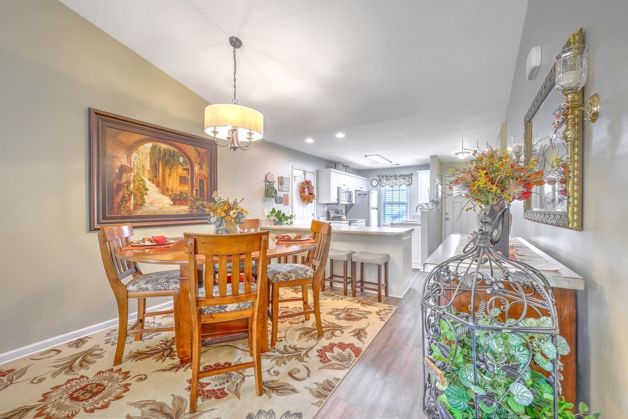 110 Sandy Hook Court Photo 11