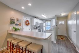 110 Sandy Hook Court photo 4