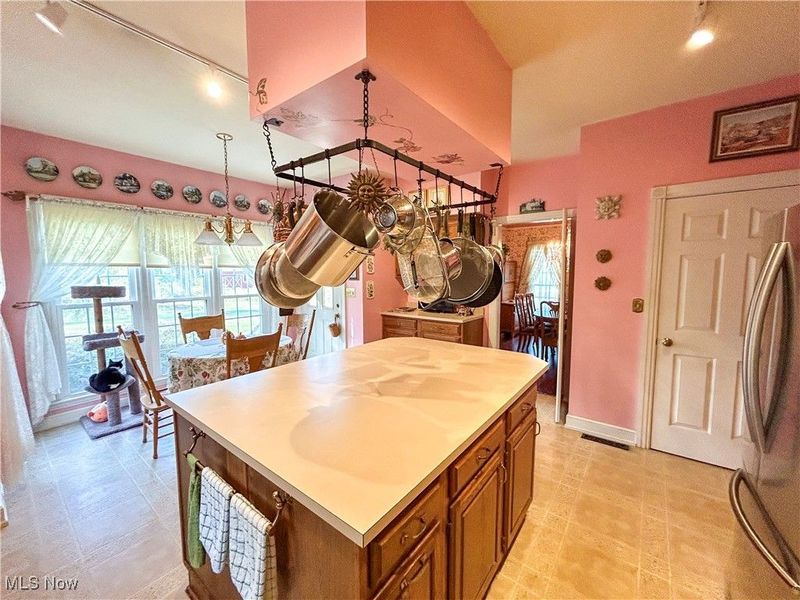 1115 Scoville North Road, Vienna, OH 44473 Photo 14