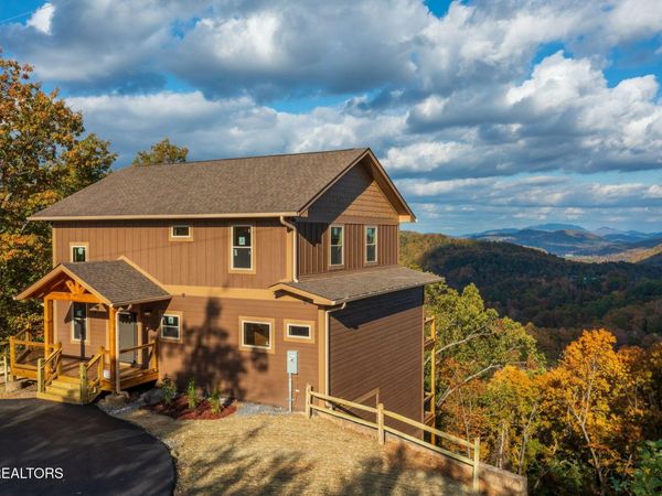 1821 Pinestand Ridge Way, Sevierville, TN 37862