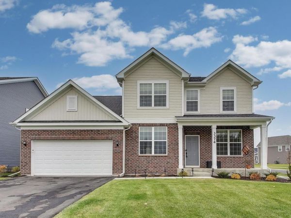 3374 Sage Circle, Mundelein, IL 60060