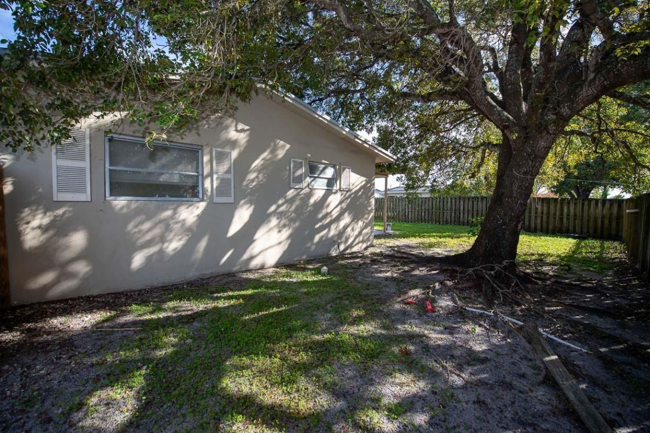 9370 NW 25th Court, Sunrise, FL 33322 Photo
