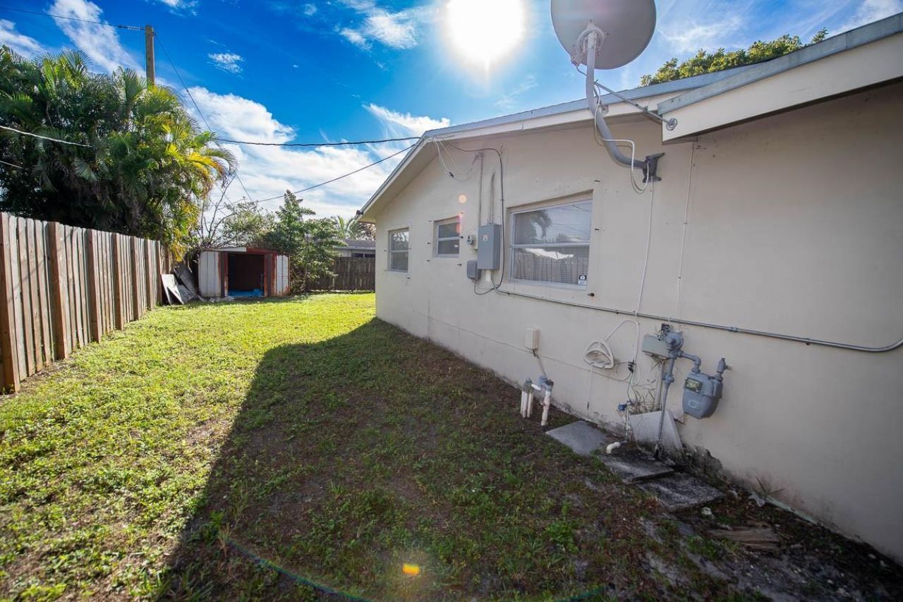 9370 NW 25th Court, Sunrise, FL 33322 Photo