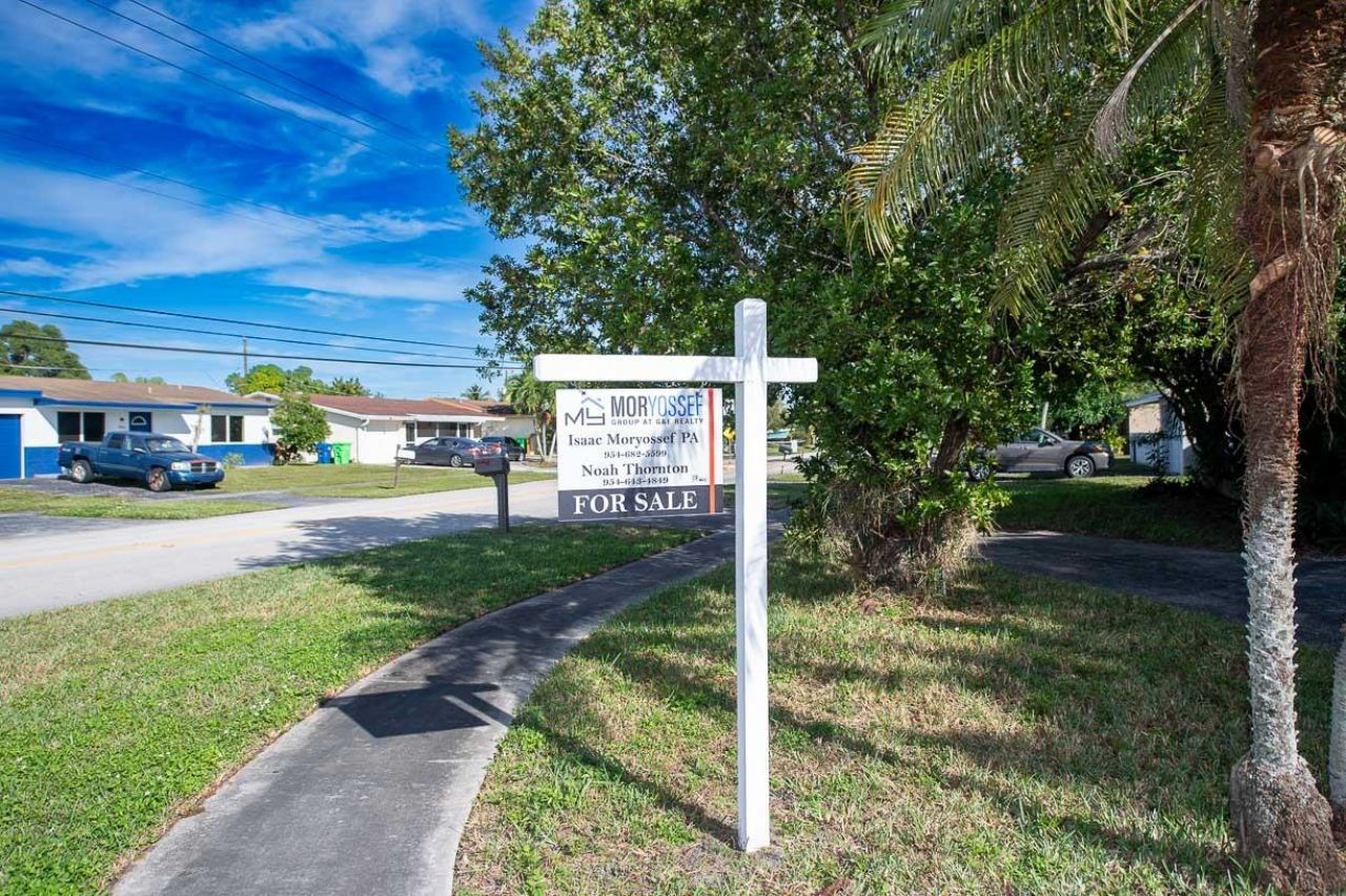 9370 NW 25th Court, Sunrise, FL 33322 Photo