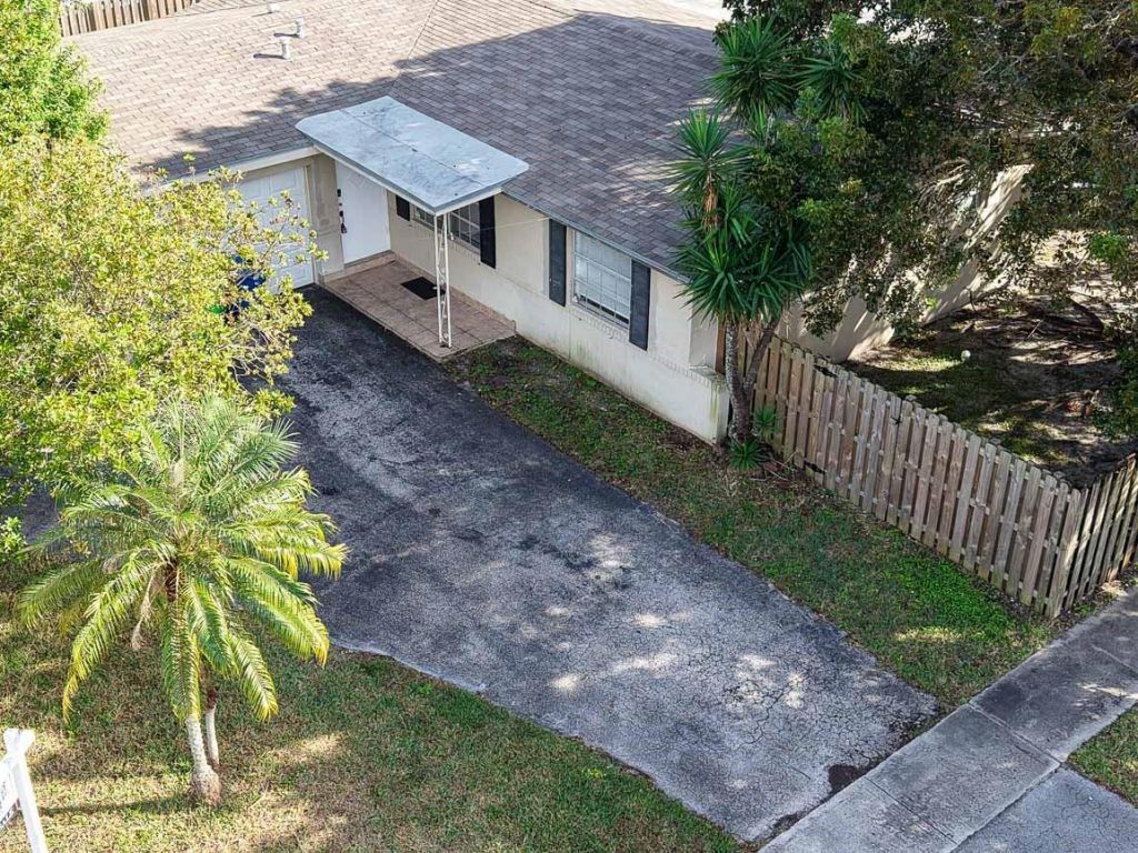 9370 NW 25th Court, Sunrise, FL 33322 Photo