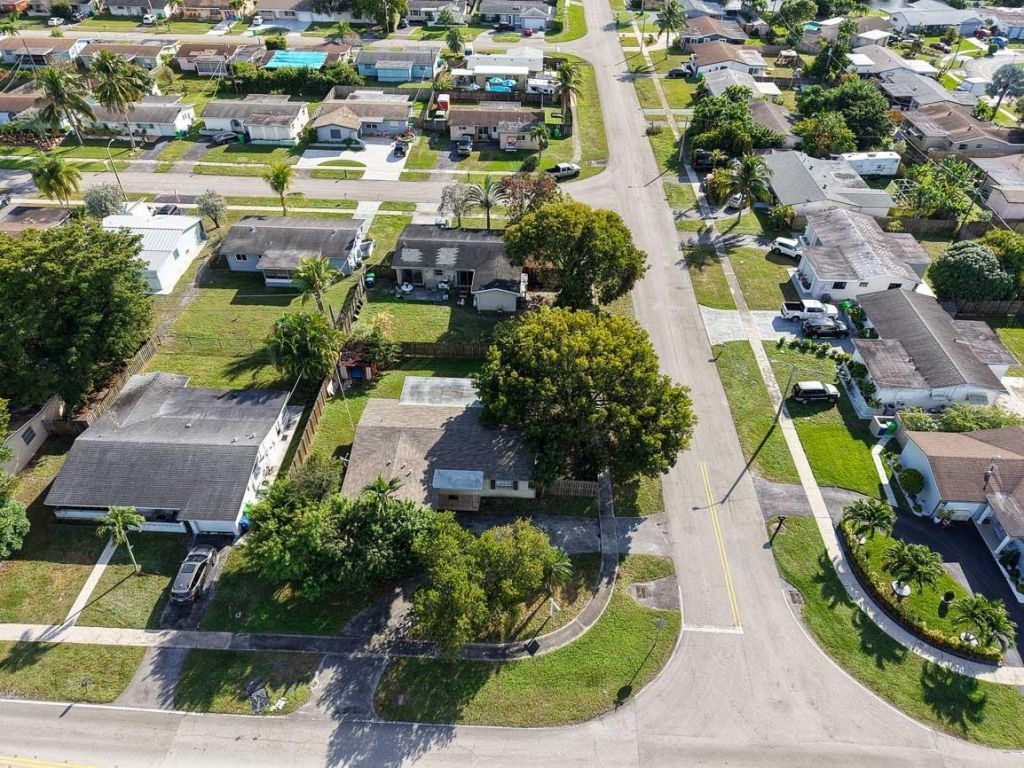 9370 NW 25th Court, Sunrise, FL 33322 Photo