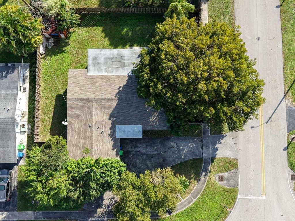 9370 NW 25th Court, Sunrise, FL 33322 Photo