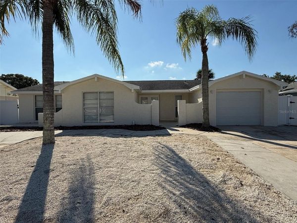 6104 SEABREEZE DRIVE, PORT RICHEY, FL 34668
