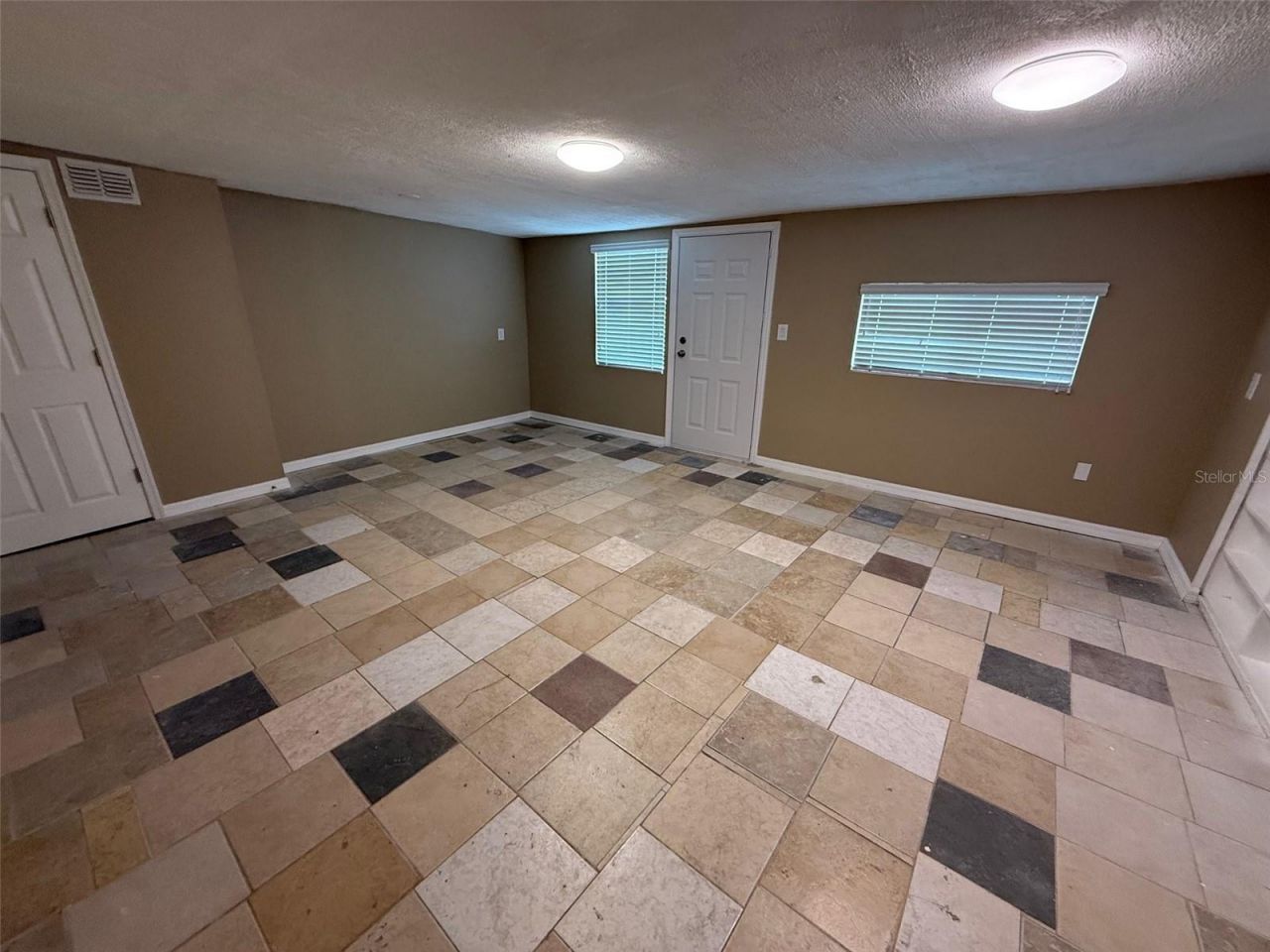 6104 Seabreeze Drive, Port Richey, FL 34668 Photo