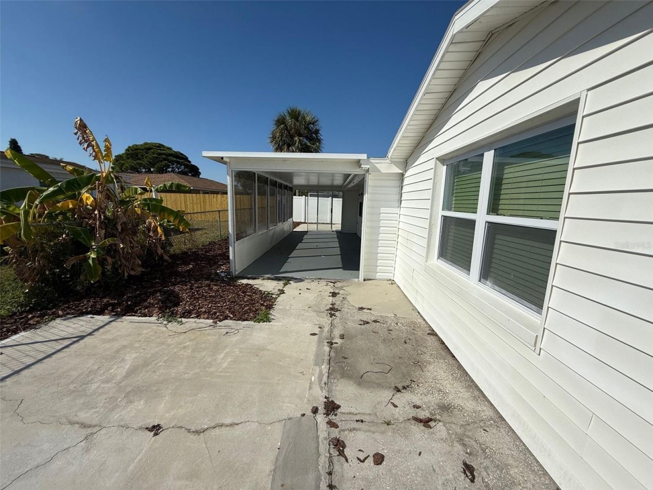 6104 Seabreeze Drive, Port Richey, FL 34668 Photo