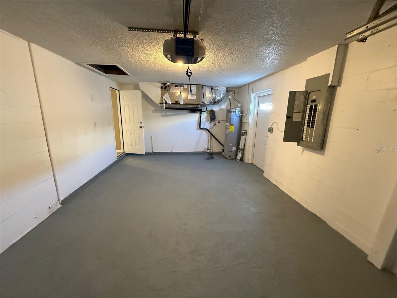 6104 Seabreeze Drive, Port Richey, FL 34668 Photo