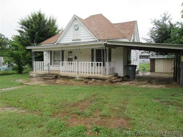 1000 N 6th , Quinton, OK 74561