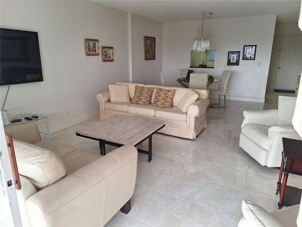 1025 SE 3rd Ave, Unit 401, Dania Beach, FL 33004